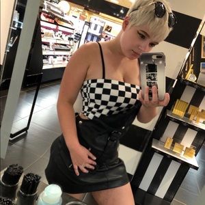 Meet your Posher, Kenzie